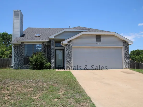 413 E Hogan Dr, Copperas Cove, TX 76522