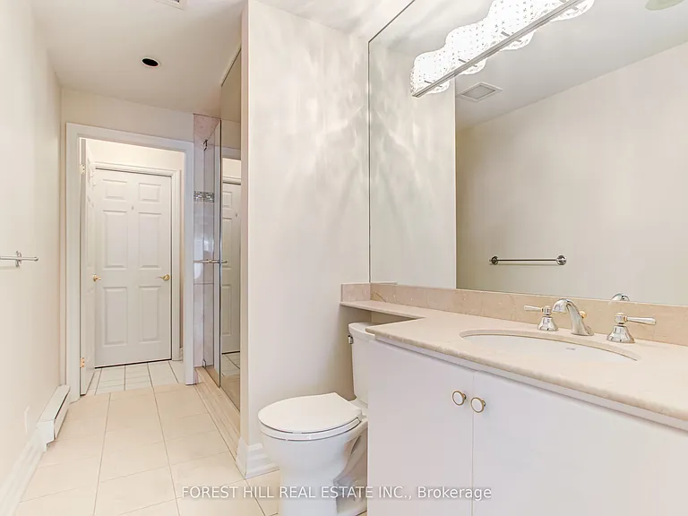 38 Avenue Rd #201 — Photo 29