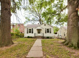1911 S 56th St, Omaha, NE 68106