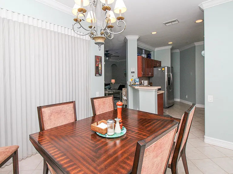 817 Carrick Bend Cir #101 — Photo 30