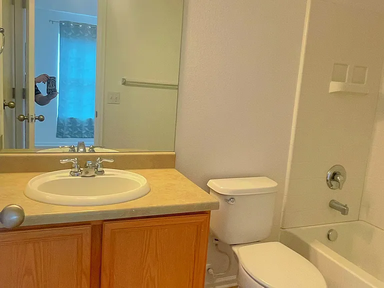 2190 Arrowhead Creek Vw — Photo 1