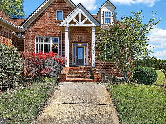 4th image of 360 Happy Hill Rd