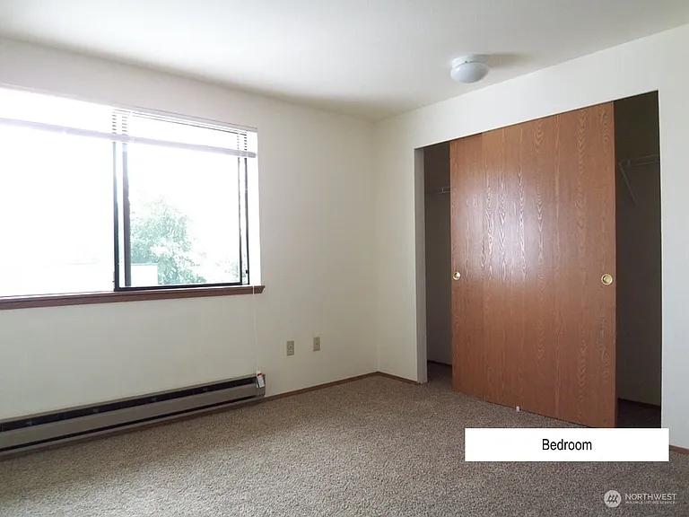 3026 Beacon Ave S #401 — Photo 15