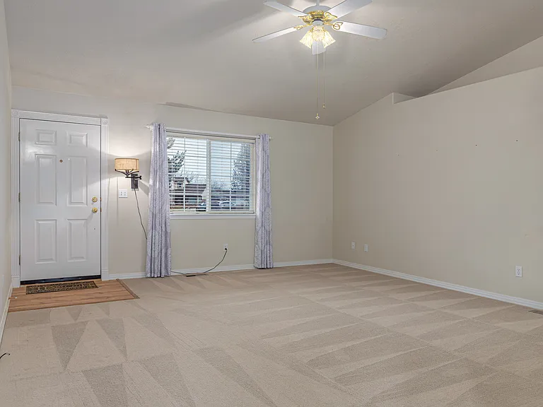 2182 E Clarene St — Photo 7