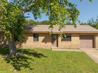 708 N 19th St, Copperas Cove, TX 76522