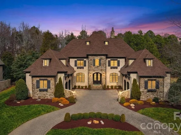 7900 Skye Lochs Dr, Waxhaw, NC 28173