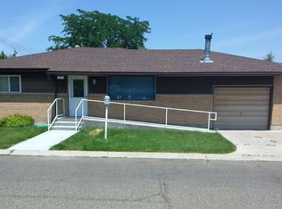 318 E 25th St, Burley, ID 83318