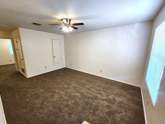 3rd image of 637 Foster Rd APT 8