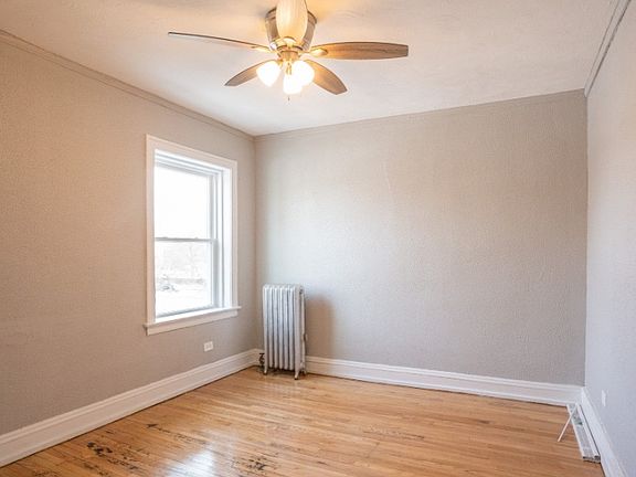 5th image of 5509 S Whipple St #9-0