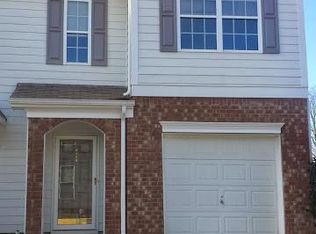 6649 Splashwater Dr, Flowery Branch, GA 30542