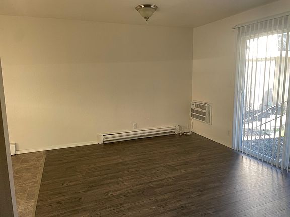 3rd image of 2801 E 35th Ave #37