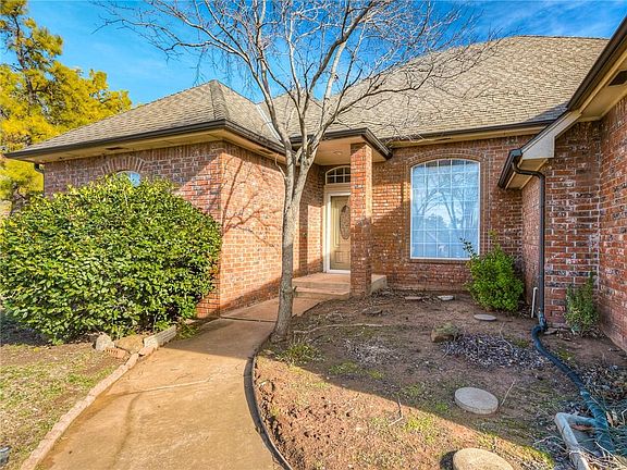 2nd image of 10608 Highview Dr