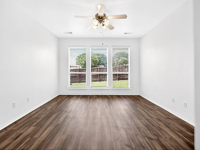4841 Jodi Dr — Photo 17