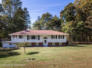 94 Lodge Rd., Saugerties, NY 12477