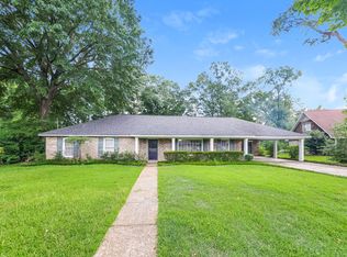 8071 Laurel Oaks Ln, Tuscaloosa, AL 35405