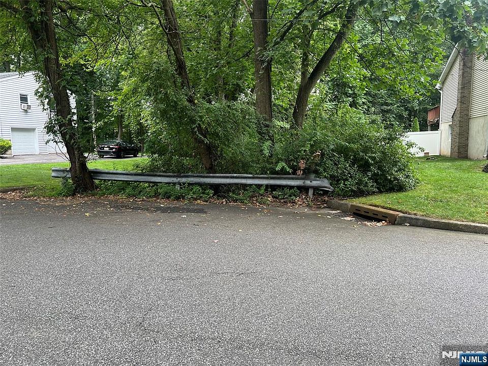 1st image of 0 Clinton Ave