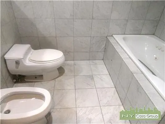 Rented by NY Casa Group | media 19