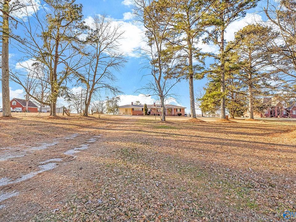 1st image of 20835 State Highway 33