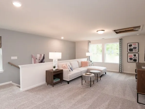 Paisley Plan, Hawthorne Station