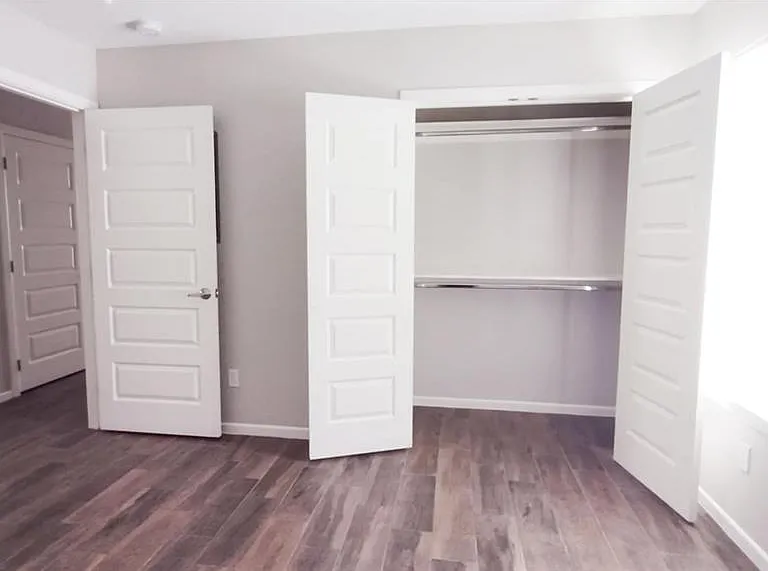705 Cathedral Hl #1 — Photo 11