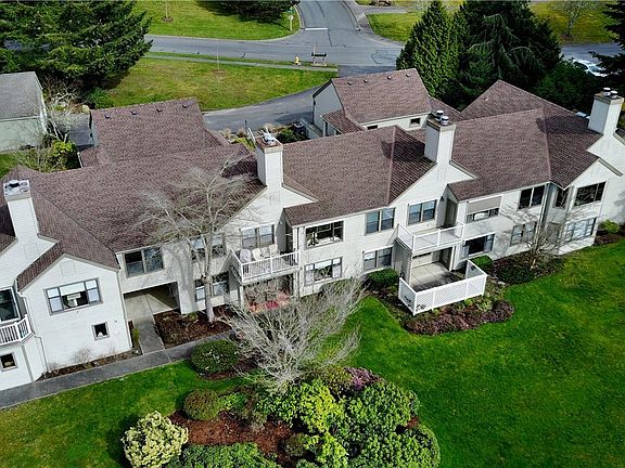 2nd image of 4056 Providence Point Dr SE