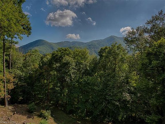 5th image of 133 Montana Stone Trl