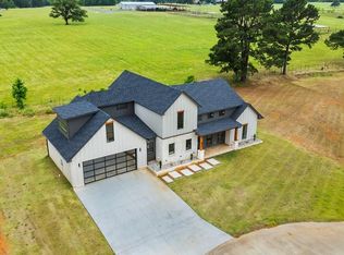 185 Bronco Dr, Texarkana, TX 75503