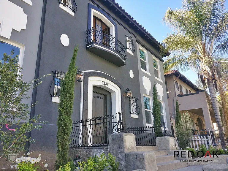 859 S New Hampshire Ave #100 — Photo 14