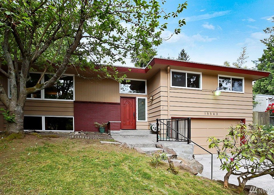 1st image of 15563 11th Ave NE