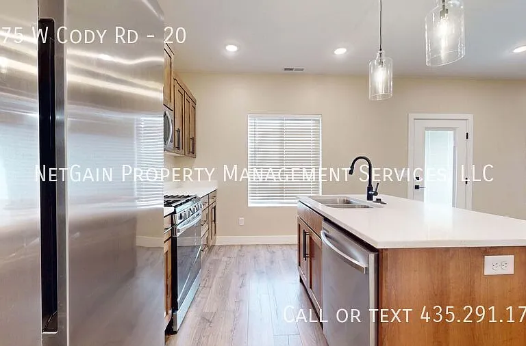 2875 W Cody Rd #20 — Photo 7