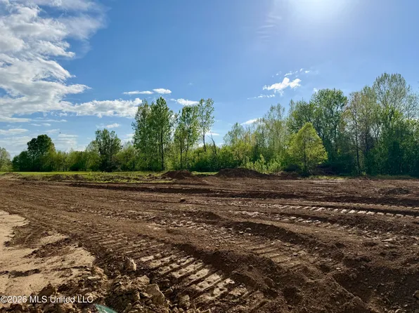 0 Plainview Dr Lot 7, Vicksburg, MS 39180