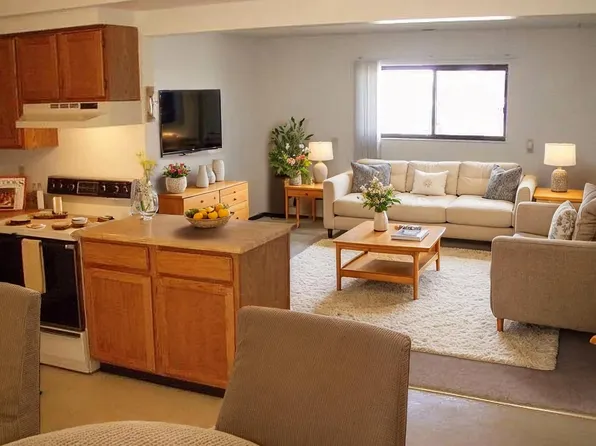 2103 Chautard Dr APT D, Pueblo, CO 81005