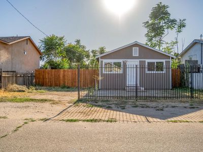 1415 Avondale Ave, Modesto, CA, 95358