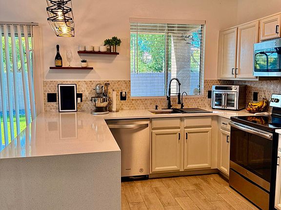 3rd image of 4016 E GAIL Court