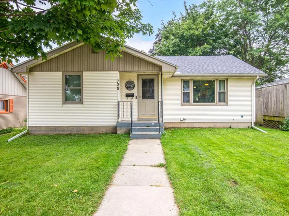 728 North Church STREET, Watertown, WI 53098
