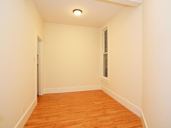 4th image of 2765 McAllister St