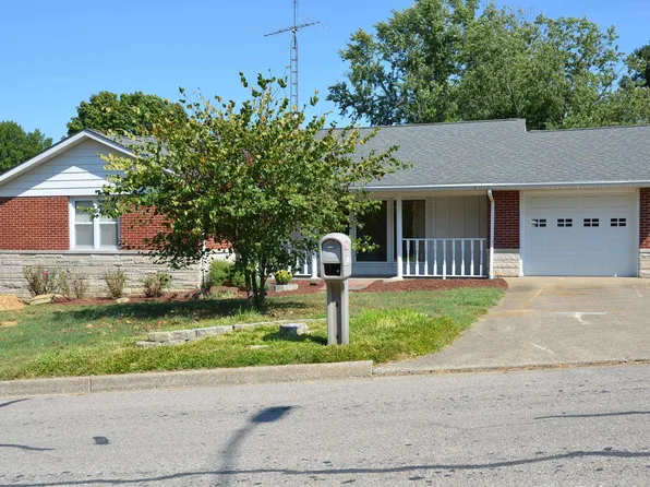 3306 Leslie Dr, Jasper, IN 47546
