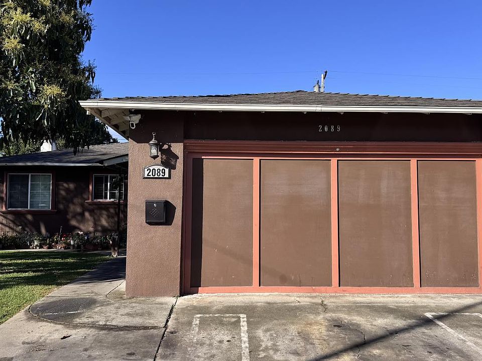 1st image of 2089 Palm Beach Way