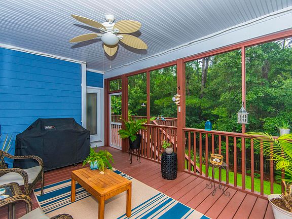 5th image of 2220 Branch Creek Dr