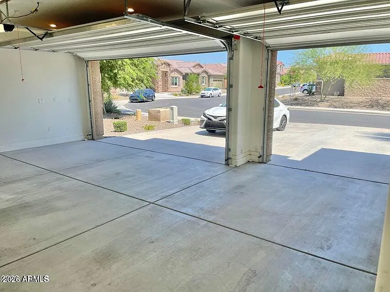 25236 N 106th Dr — Photo 37