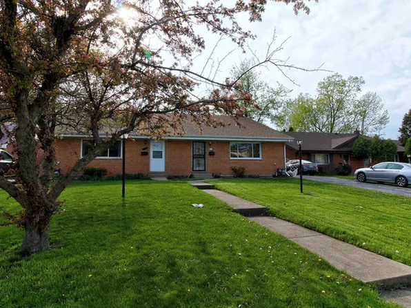 9460 N Terrace Pl, Des Plaines, IL 60016