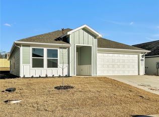 1316 Chavis St, Gentry, AR 72734