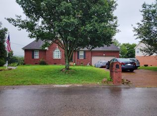 425 Parrish Hl, Mount Juliet, TN 37122
