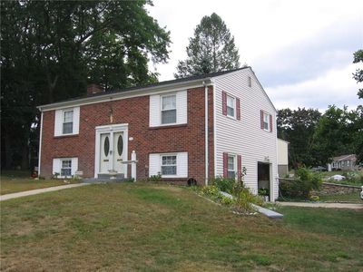 171 Grandview Ave, Woonsocket, RI, 02895