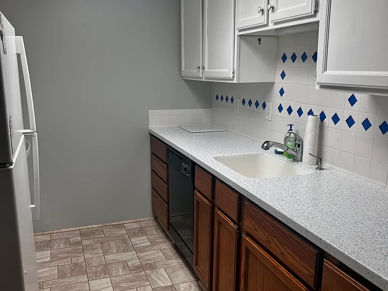 3241 Mayfield Rd #6A — Photo 11