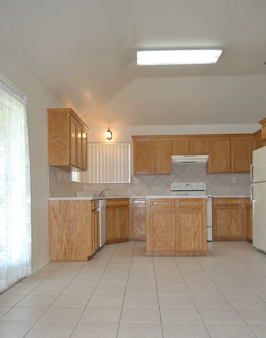Need space? Don't miss out on this one! — Photo 4