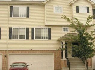 262 Timber Trails Blvd, Gilberts, IL 60136