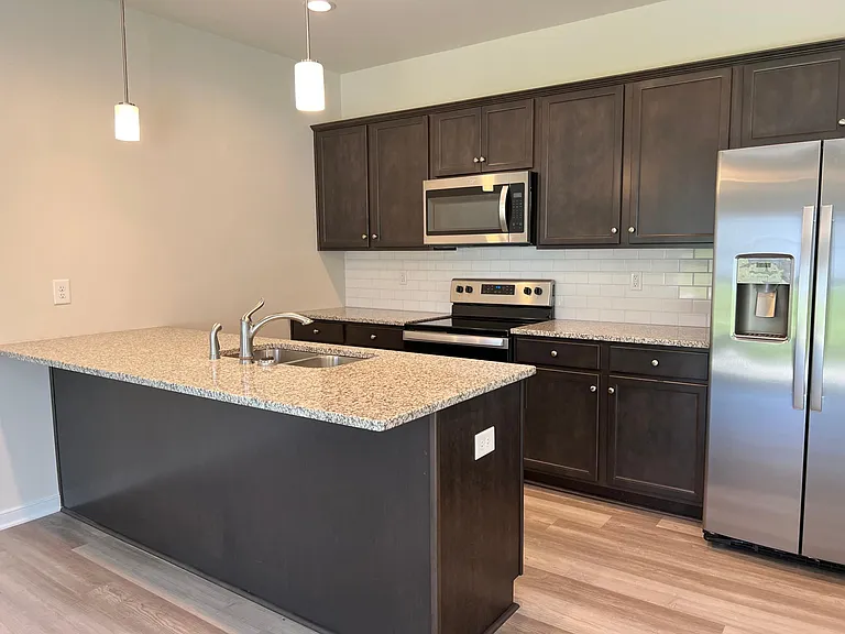 11320 Benton Pointe Way — Photo 3