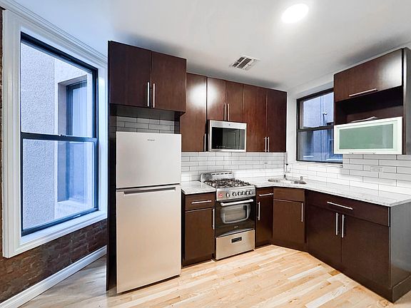 3rd image of 2647 Frederick Douglass Blvd APT 2A