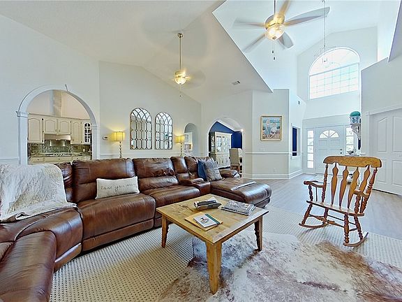 3rd image of 2114 Mill Creek Rd